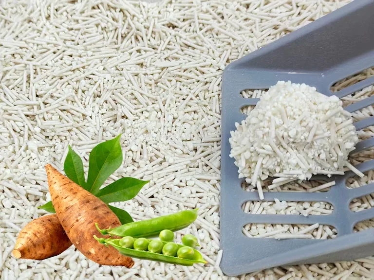 A blend of tofu cat litter and cassava cat litter, a custom private label option designed to create a faster, stronger clumping cat litter.